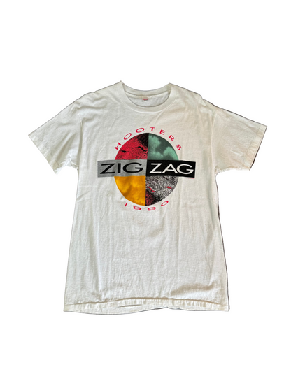 Rare Hooters zigzag 1990 vintage  T shirt